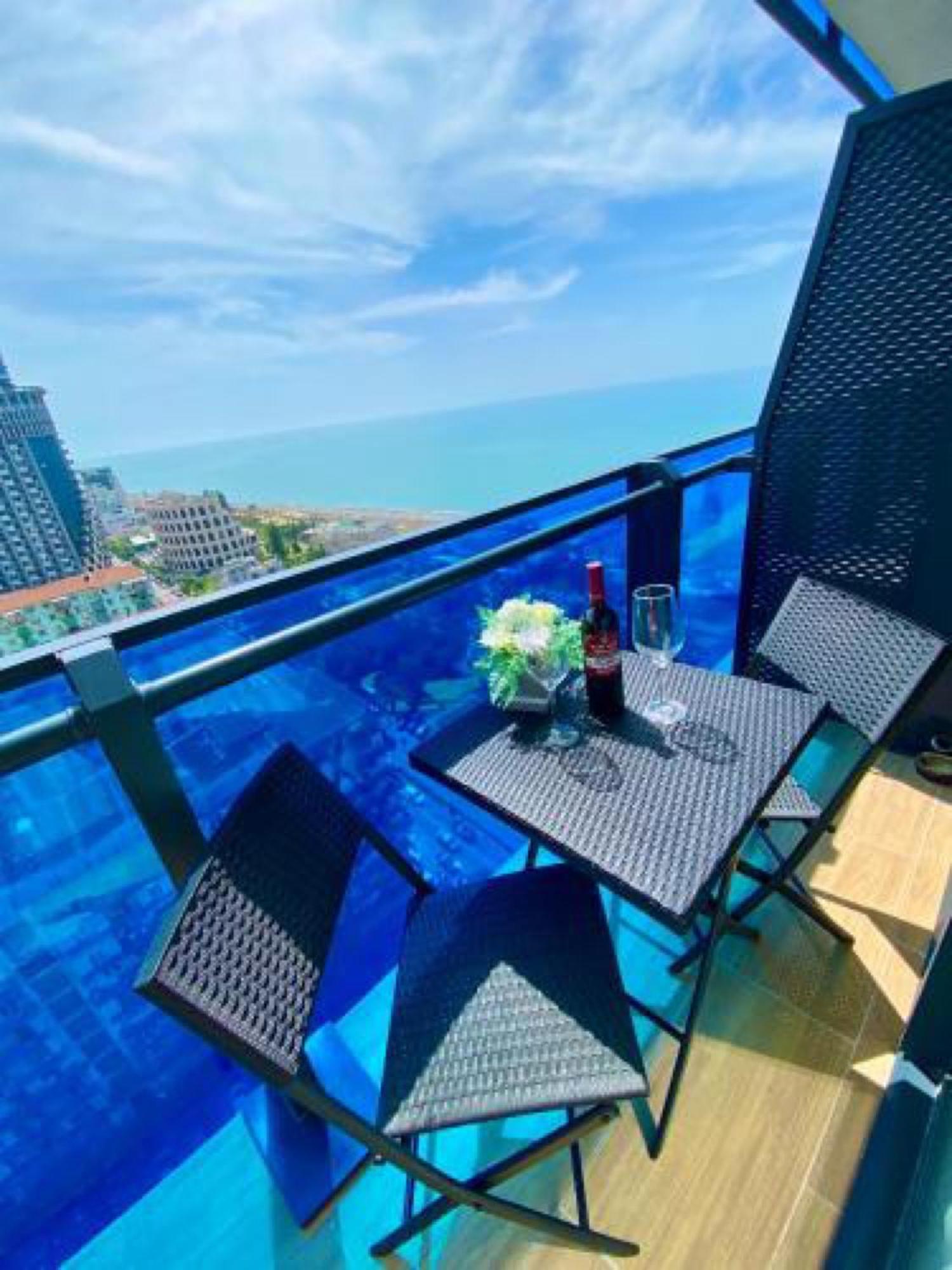 Orbi City-Sea View Aparthotel Batumi Exterior foto