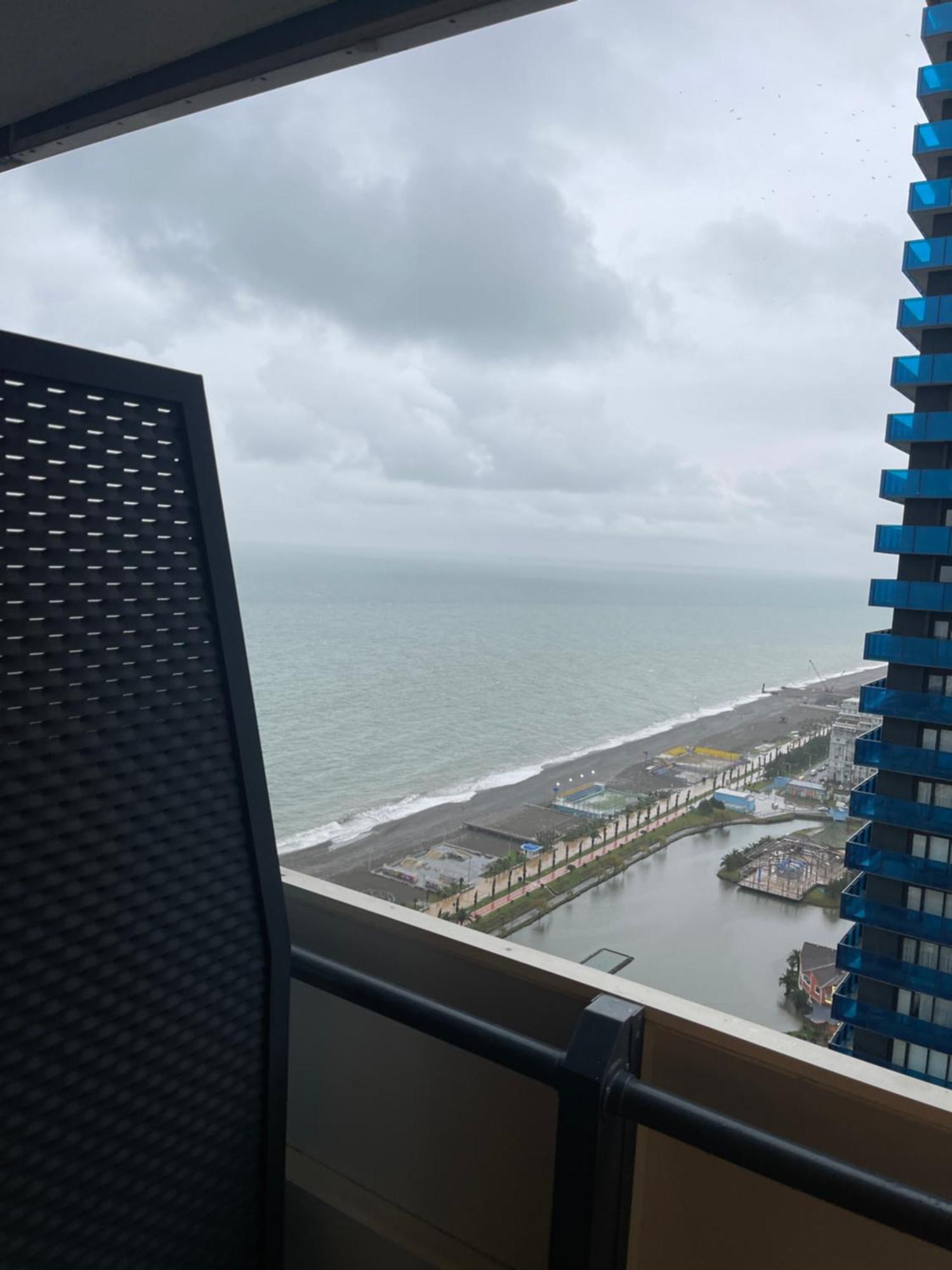 Orbi City-Sea View Aparthotel Batumi Exterior foto